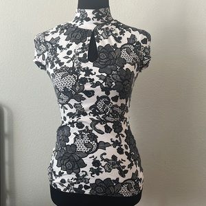 Express summer top, floral black and white